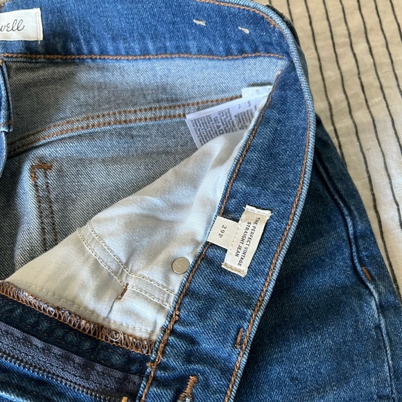 NWOT The Petite Perfect Vintage Straight Jean in Mayfield Wash - Picture 8 of 9